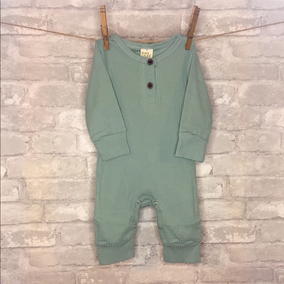 Other - Long‎ Sleeve Ribbed Romper in Sage Green